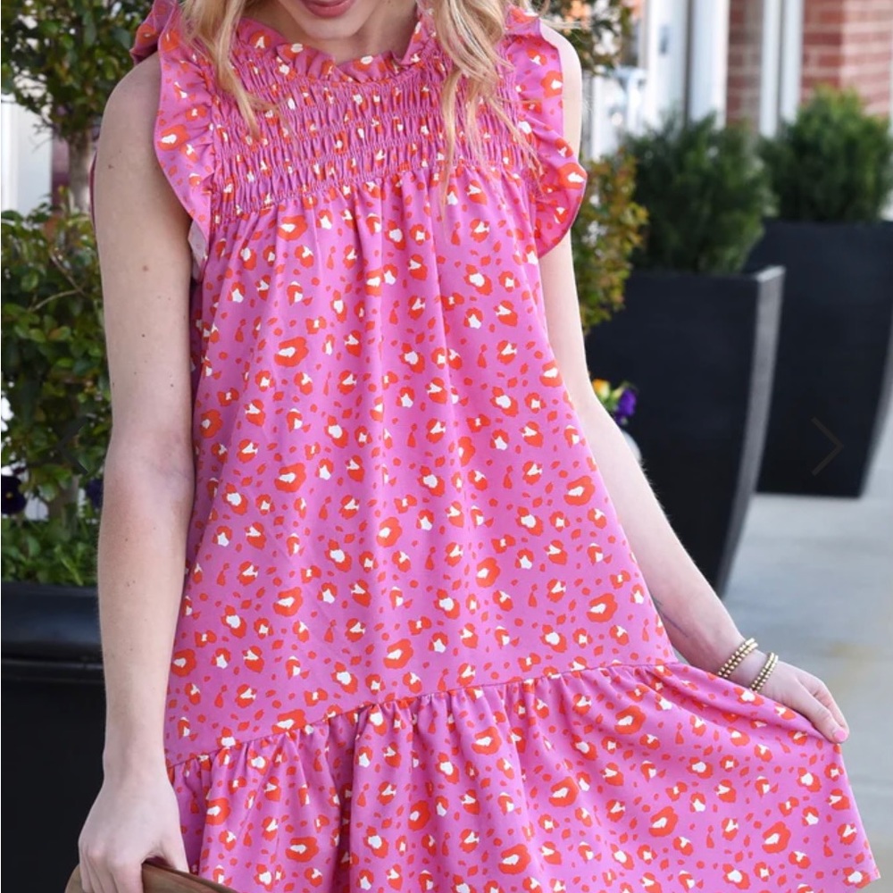 New lightweight pink animal print dress - Picture 2 of 6